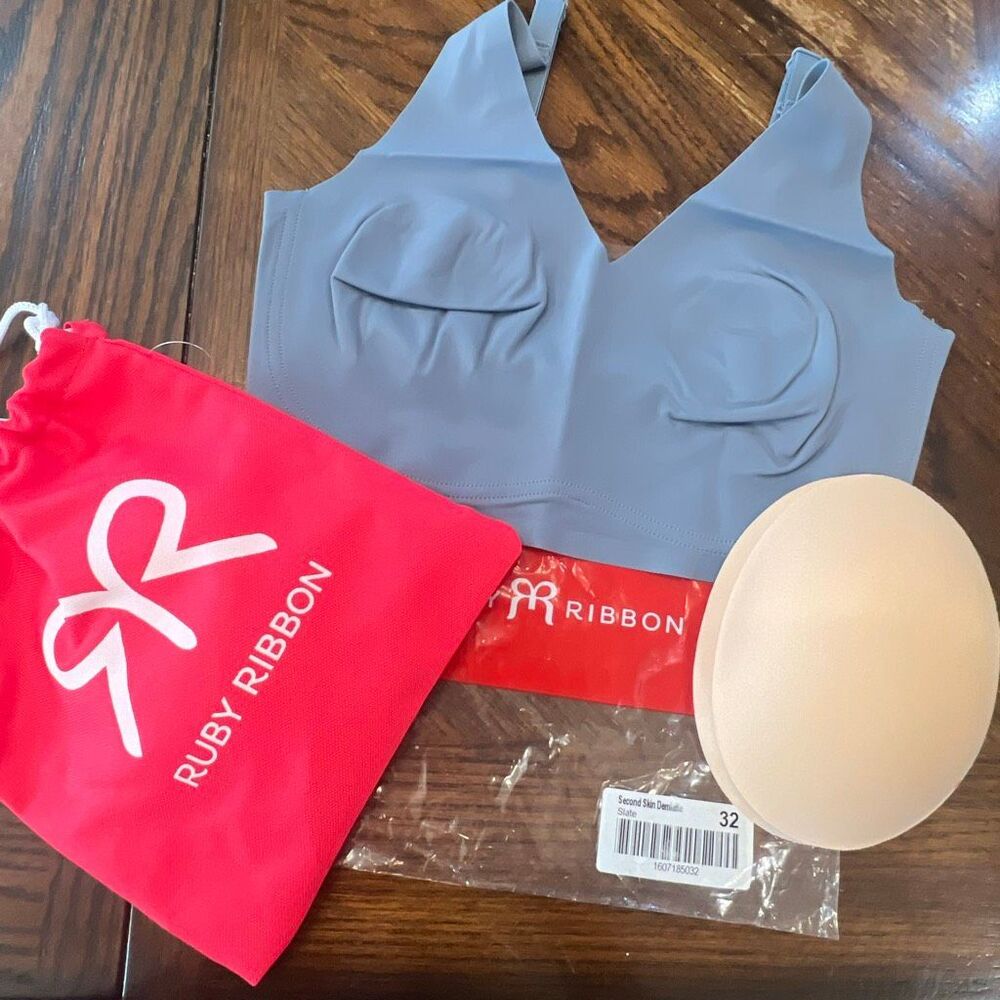 Ruby Ribbon Second Skin Demiette Slate Nwt Size 32 with Petals
